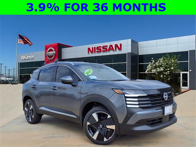 2025 Nissan Kicks SR