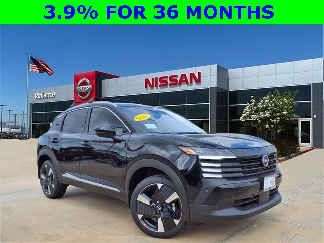 2025 Nissan Kicks SR