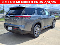 2025 Nissan Pathfinder S