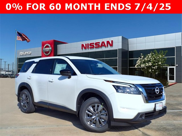 2025 Nissan Pathfinder S