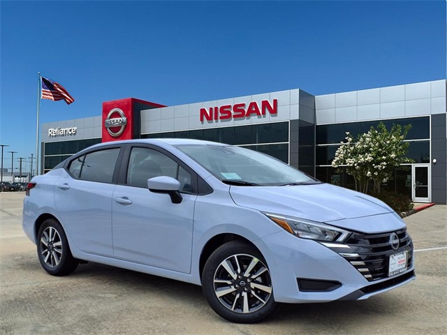 2025 Nissan Versa 1.6 SV