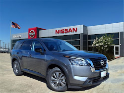 2025 Nissan Pathfinder S