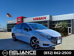 2023 Nissan Versa 1.6 SR