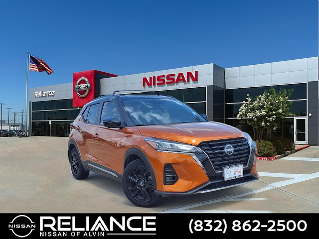 2023 Nissan Kicks SR