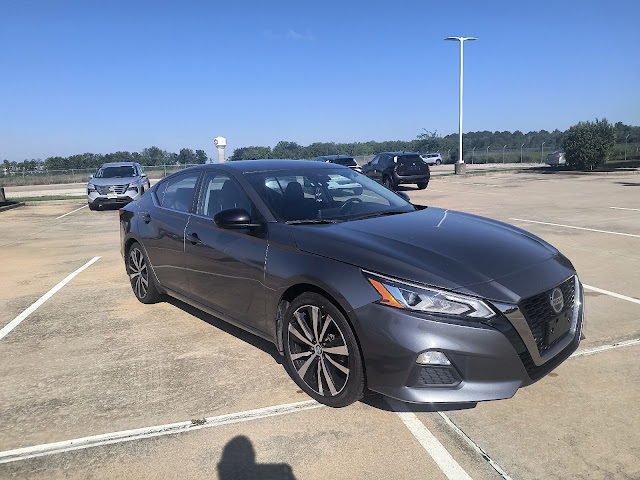 2022 Nissan Altima 2.5 SR
