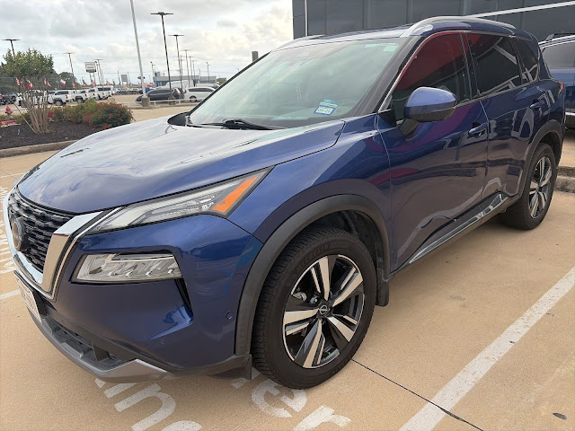 2022 Nissan Rogue SL