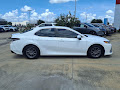 2022 Toyota Camry Hybrid LE