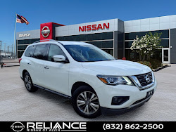 2019 Nissan Pathfinder SV